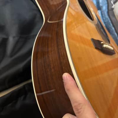 Martin OM-28 Acoustic Guitar w Case image 8