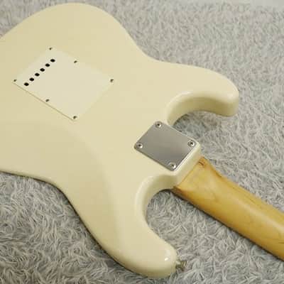 1990’s Fender Japan FUJIGEN Made Stratocaster ST-40 Vintage White finish Made in Japan image 14