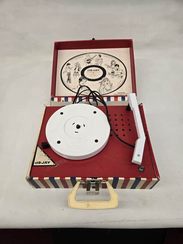 Vintage De Jay Model 155 Turntable For Repair image 1