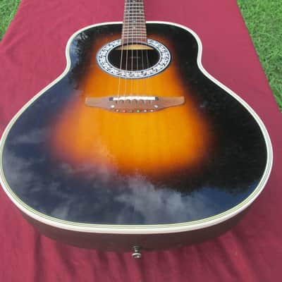 Ovation  USA  Ultra model 1511 80s' Vintage Sunburst with Non original case image 1