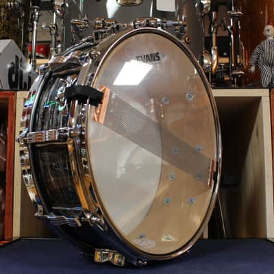 Ludwig 5x14 Classic Maple Snare Drum in Black Oyster Pearl image 5
