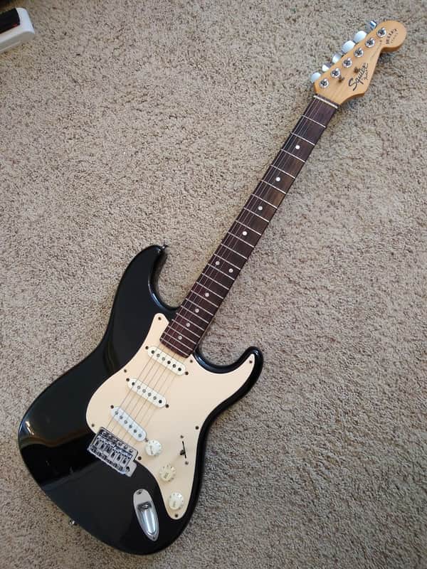 Squier Bullet Series 1994 Black | Reverb
