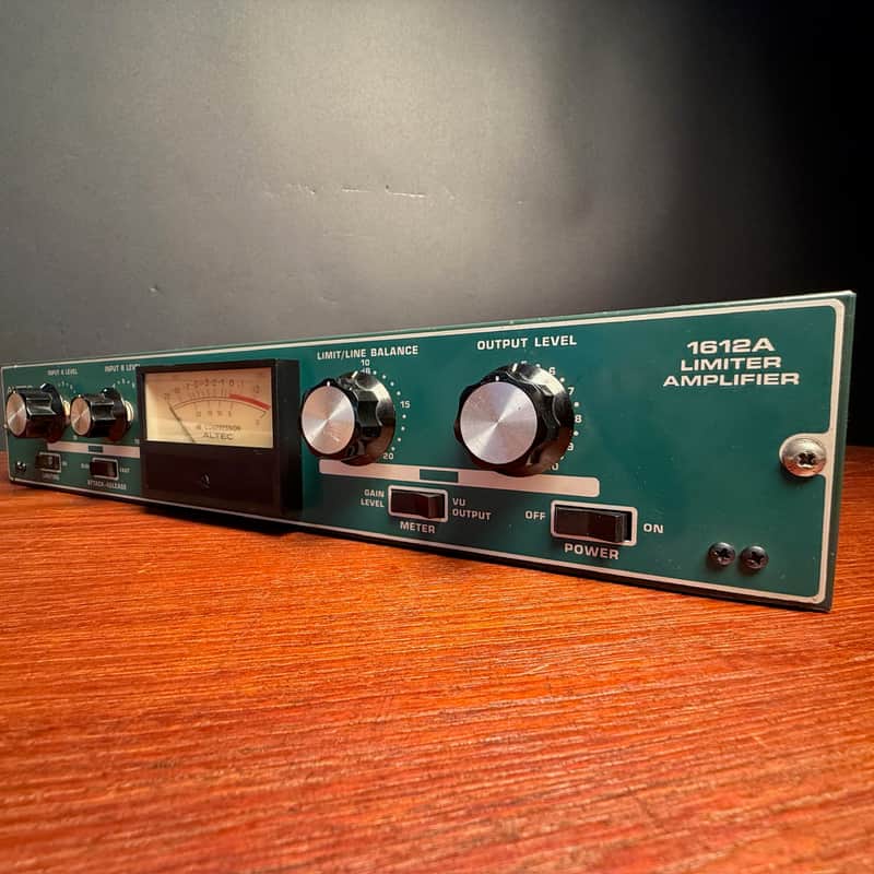 1612a Limiter Compressor Amplifier Preamplifier 1960s - Green image 1