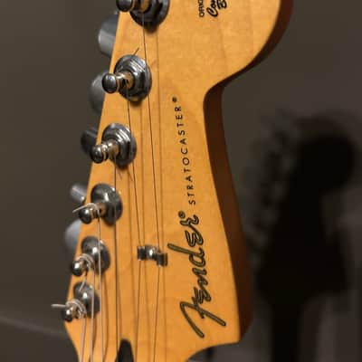 Fender Player Stratocaster with Maple Fretboard 2018 - 2024 - Buttercream image 6