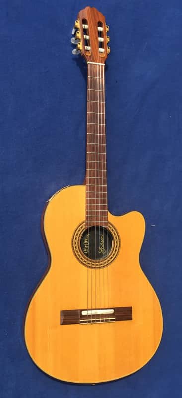 Gibson CE Classical 1987 Natural image 1
