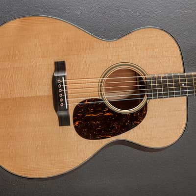 Martin 000-18 Modern Deluxe
