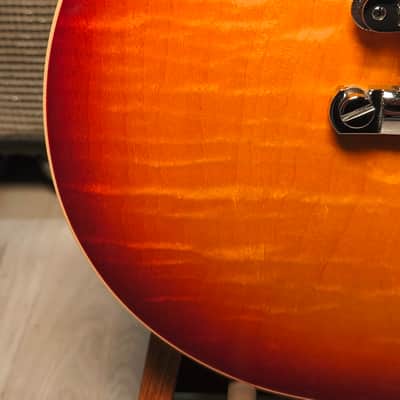 Gibson Les Paul Traditional 2011 Heritage Cherry Sunburst image 6