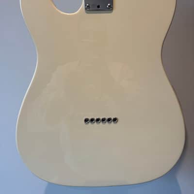 Fender American Pro Telecaster Rosewood Fingerboard, Olympic White 2019 - Olympic White image 4