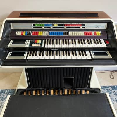 Thomas 2001 Vintage Keyboard Synthesizer Drum Machine image 2