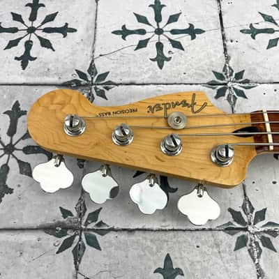 Fender Player Precision Bass with Pau Ferro Fretboard • Polar White • 2020 • 8.44 lb image 5