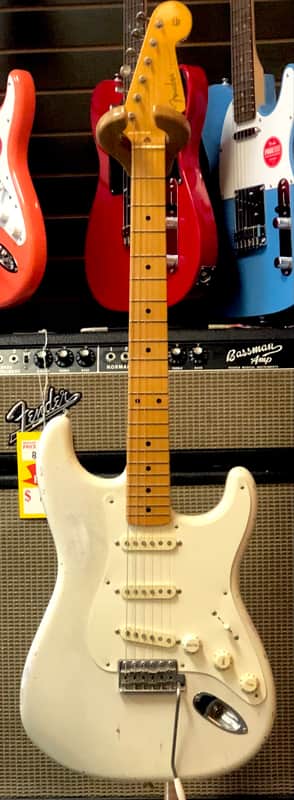 Fender Eric Johnson Stratocaster with Maple Fretboard 2005 - Present - White Blonde image 1