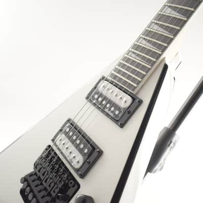 Jackson JS Series JS32 King V with Amaranth Fretboard 2023 White with Black Bevels image 8