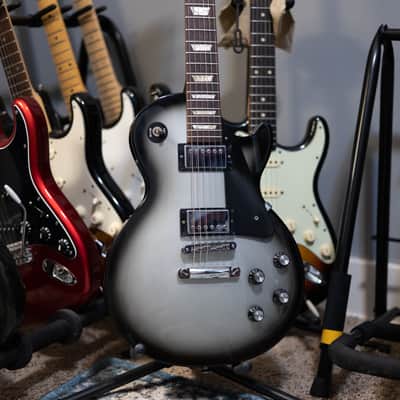 Gibson Les Paul Studio Deluxe 2010 - Silver Burst image 2