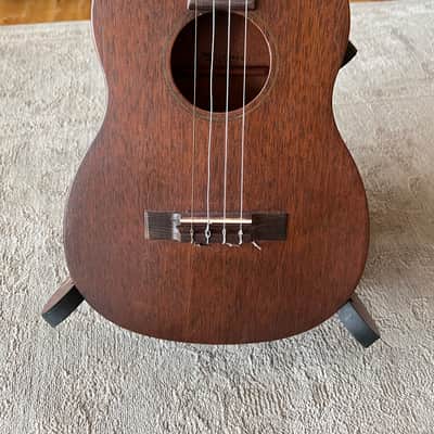 Rare Vintage 1950s Favilla B-2 Baritone Ukulele with Original Hardcase image 3