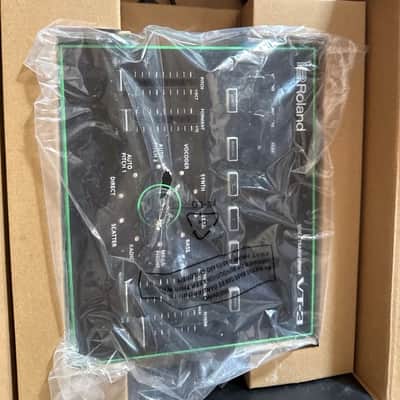 Roland AIRA VT-3 Voice Transformer 2014 - 2018 - Black image 2