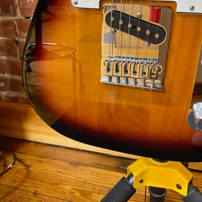 Fender Player Telecaster with Maple Fretboard 2018 - Present - 3-Color Sunburst image 10