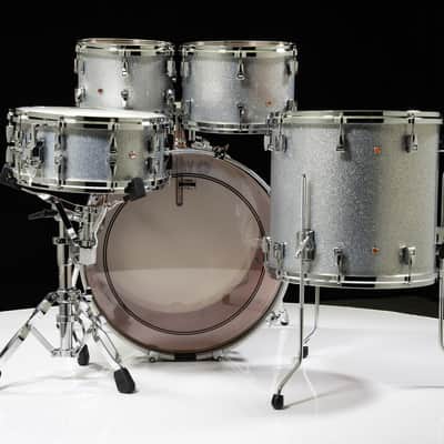 Yamaha Absolute Hybrid Maple 5pc 10/12/16/22/14SD Silver Sparkle image 2