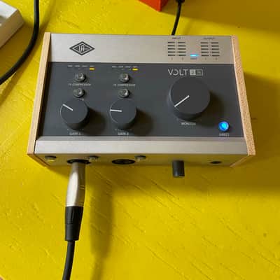 Universal Audio Volt 276 USB-C Audio Interface 2021 - Present - Tan / Gray image 2