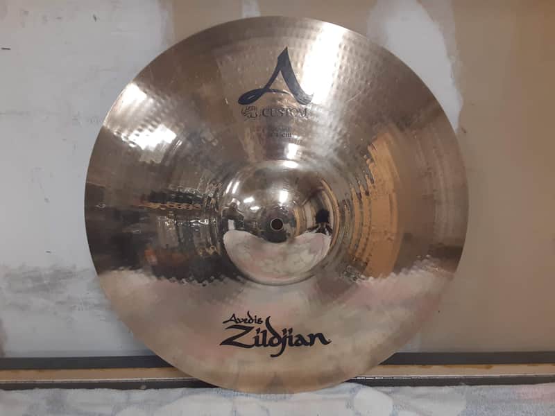 Zildjian 18" A Custom Crash Cymbal image 1
