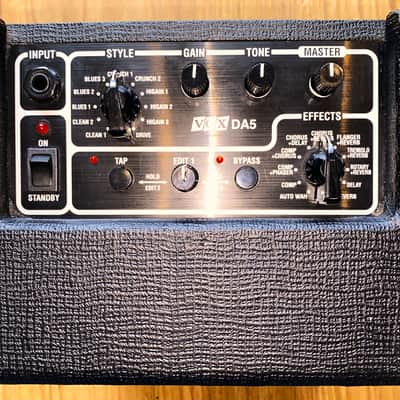 Rare Vox DA5 Portable Micro Amplifier Chrome Grille Battery Powered or Adapter! image 5