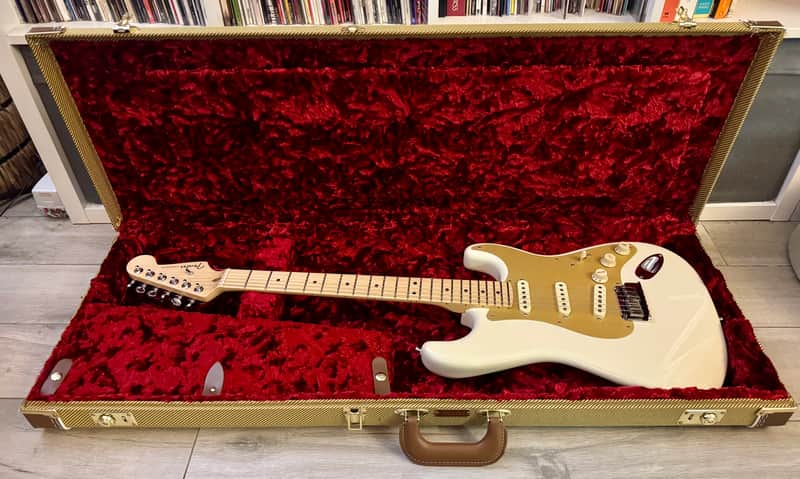 Fender Custom American Deluxe Stratocaster Olympic White Maple UPGRADES G&G USA Strat Professional II