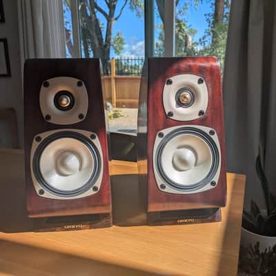Onkyo / Takamine D-TK10 Shelf Speakers - Mahogany image 2
