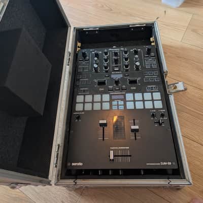 Pioneer DJM-S9 2016 - Mint plus a Road ready flight case. image 6