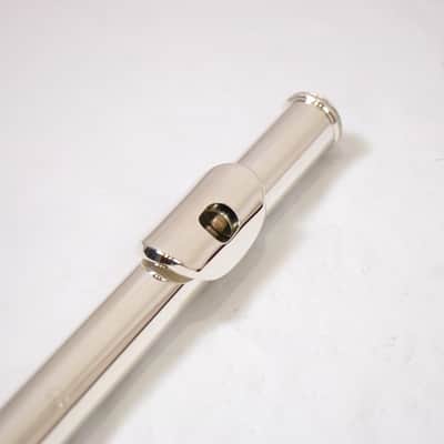 YAMAHA Yamaha YFL-411 Silver-Body Flute [012890] (06/15) image 3