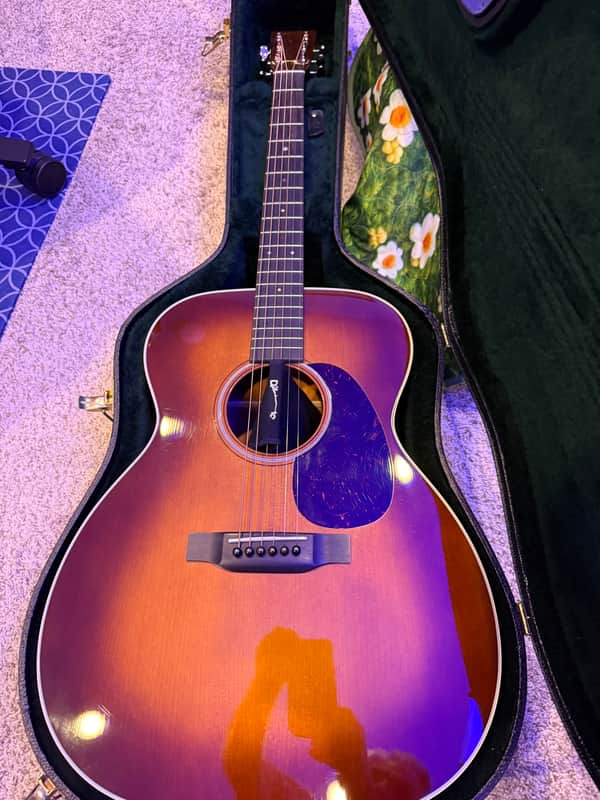 Martin Custom Shop D 14-Fret Dreadnought