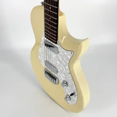 Taylor SB1-X Solidbody Classic – Trans White image 7