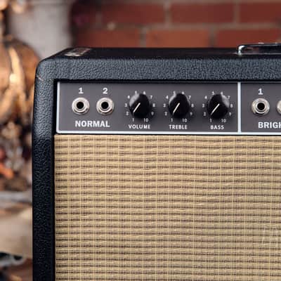 Headstrong VerbroVibe 35 Watt Combo Amp - 1963 6G16 Brown Vibroverb, Black Tolex with 1x15 Baffle image 3