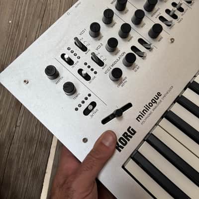 Korg Minilogue 4-Voice Polyphonic Analog Synthesizer 2016 - Present - Silver synth image 17