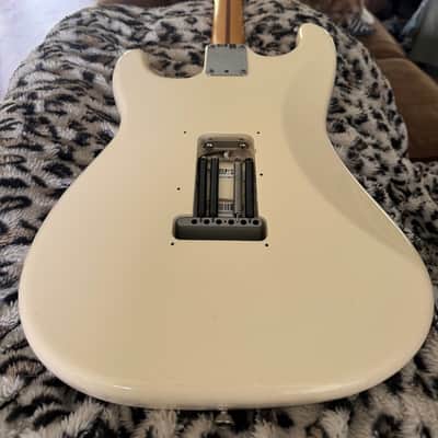 Fender American Standard Stratocaster with Rosewood Fretboard 2008 - 2012 - Blizzard Pearl image 2