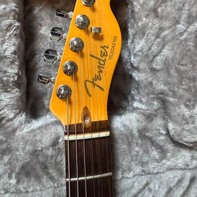 Fender American Ultra Telecaster 2022 - Cobra blue image 4