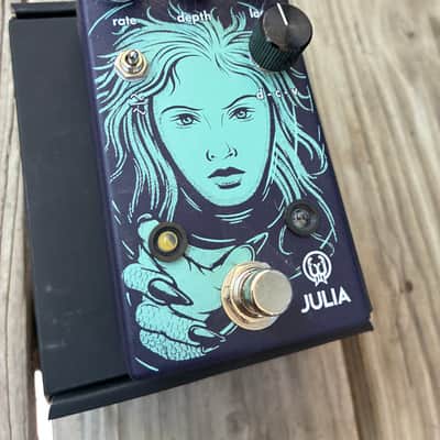 Walrus Audio Julia Chorus / Vibrato V2 2026 - Present - Black box electric guitar pedal image 6