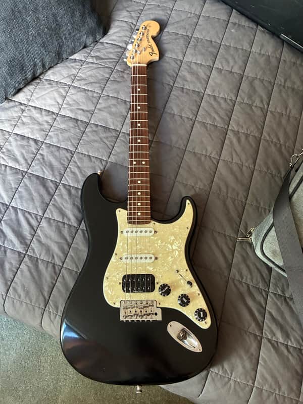 Fender Highway One Stratocaster with Maple Fretboard 2006 - 2011 - Flat Black image 1