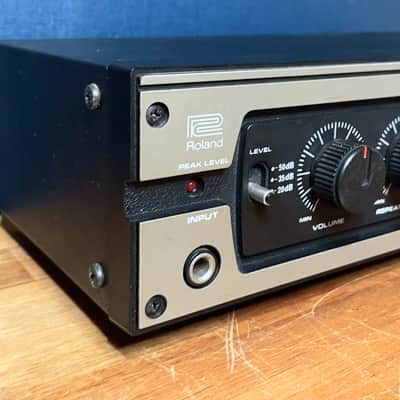 Roland DC-10 Analogue Echo Unit - Great looks and amazing echos image 3