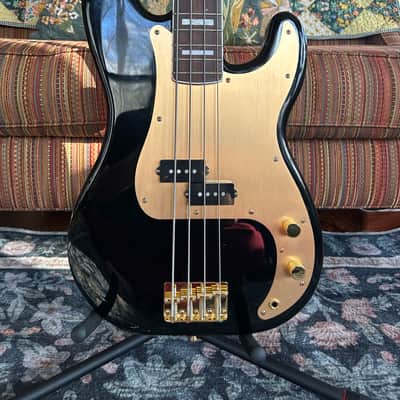 Squier 40th Anniversary Gold Edition Precision Bass 2022 - Present - Black image 2