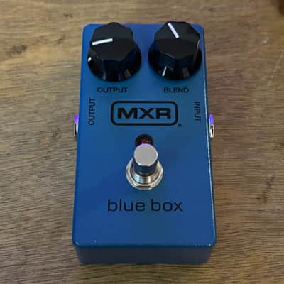 MXR Blue Box Octave Fuzz Distortion Guitar Effects Pedal M103 image 4