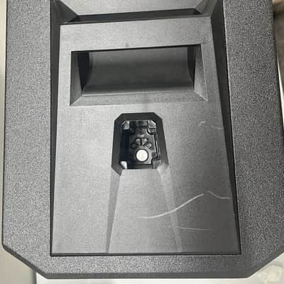 Electro-Voice Evolve 30M Portable Powered Column Loudspeaker - BASE UNIT ONLY - Black image 10