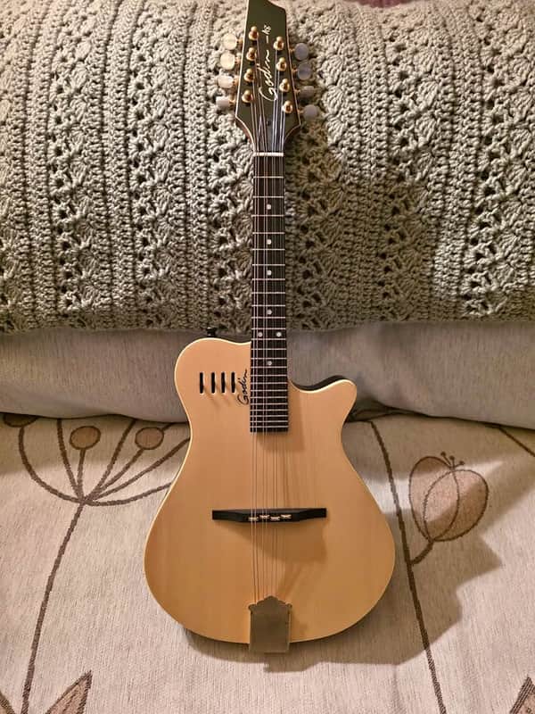 Godin A8 Electric Mandolin 2010s - Natural image 1