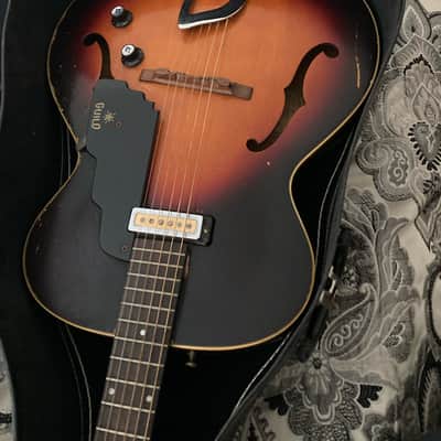 T-50 Guild Starfire IV 1967 - Sunburst image 4