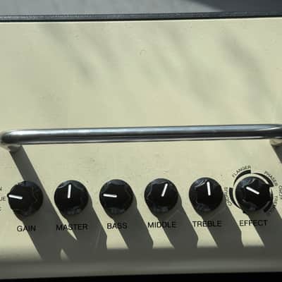 Yamaha THR30II-WL 30-Watt 2x3.5" Wireless Stereo Digital Modeling Guitar Combo 2019 - Present - Tan image 5