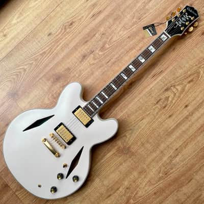Epiphone Emily Wolfe "White Wolfe" Signature Sheraton Aged Bone White image 3