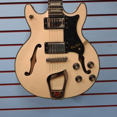Hagstrom Alvar Compact Semi Hollow image 1