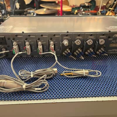 Peavey MMA 800T 8 Channel Mixer/Amplifier image 4