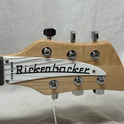 Rickenbacker USA Model 620 Guitar with Case - Mapleglo / Natural image 9