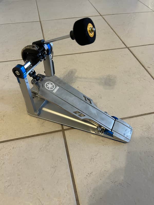 Yamaha FP9-C Chain Drive Single Bass Drum Pedal 2020s - Chrome / Blue