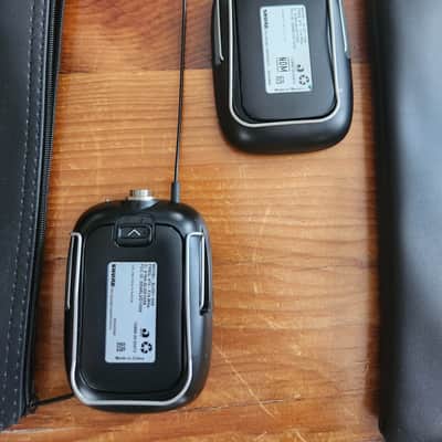 Shure SLX4 Dual Reciever w/ 3 Transmitters image 12