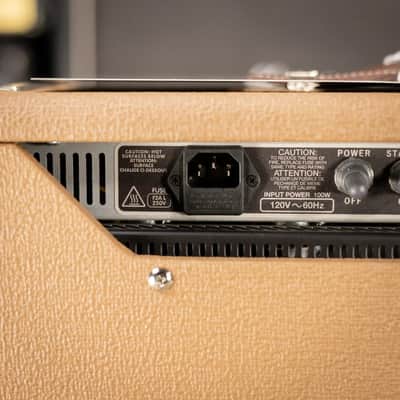 Fender '62 Deluxe Amp image 12